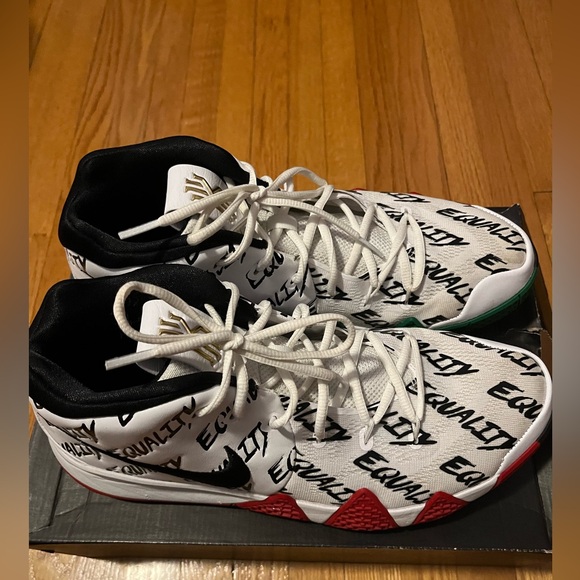 Kyrie 4 - Nike - BHM - Men - Size 12 - Used - With Box - Picture 3 of 3
